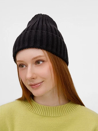 Шапка Faculty, черная