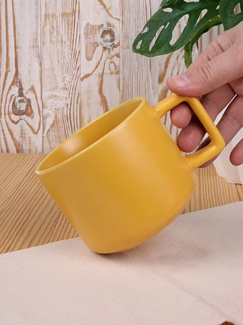 Чашка Jumbo в коробке матовая, желтая