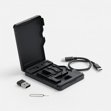 Органайзер для карт памяти и SIM с кардридером Multitask, черный