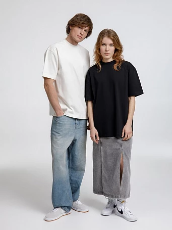 Футболка оверсайз унисекс Sideline, черная